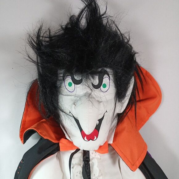 Vtg 1992 TL Toys Dracula Doll 21" Plush Nylon Vampire Count Halloween Decor - Picture 5 of 16